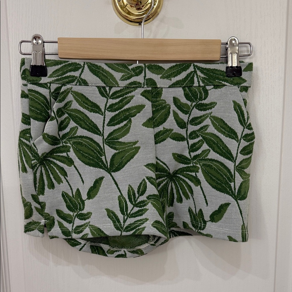 Janie and Jack The Palm Paradise Short